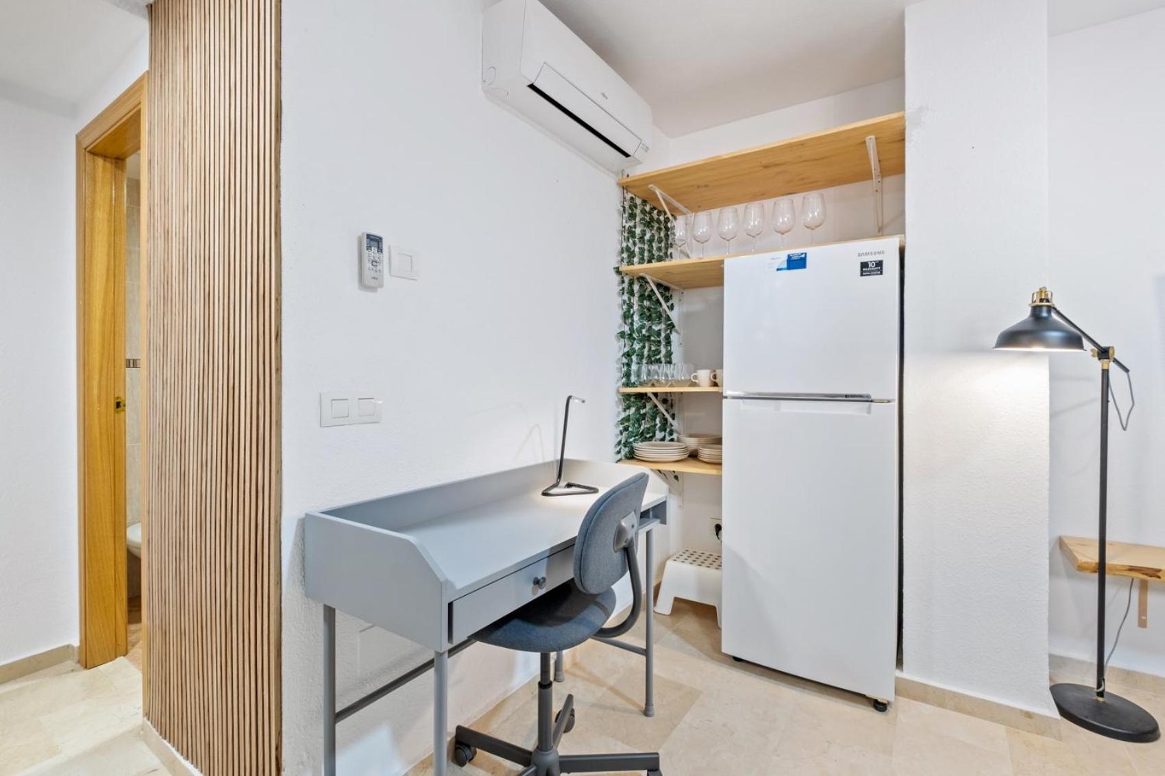 Modern And Comfortable Studio มาลากา ภายนอก รูปภาพ